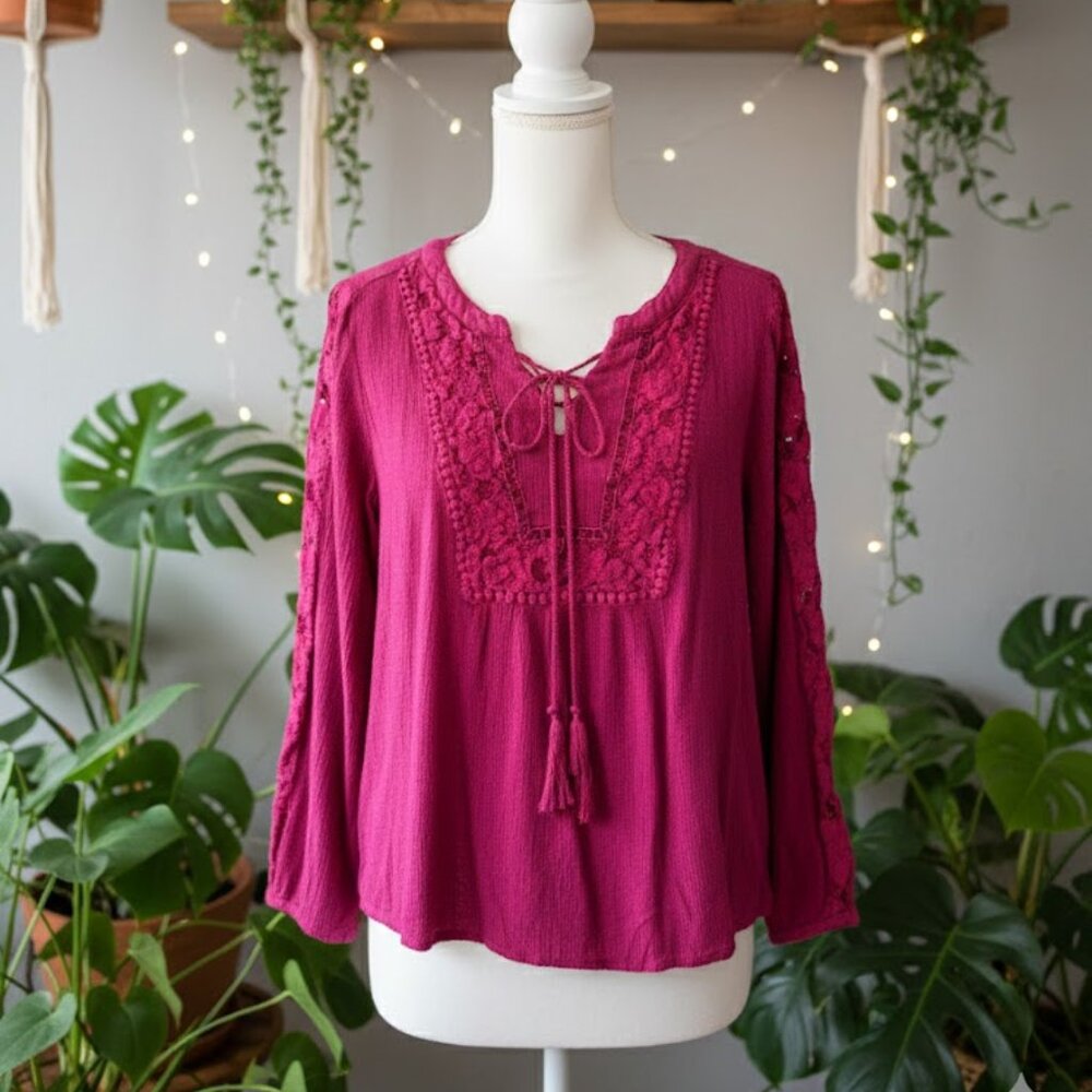 Passports Boho Peasant Blouse Size Large Magenta Fuchsia Lace Pom-Pom Y2K Cottag